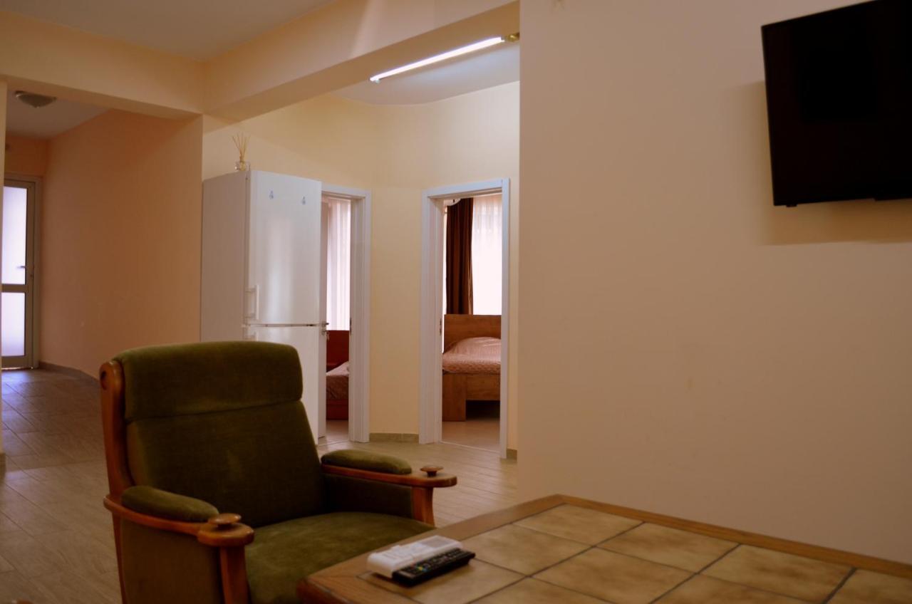 Апарт Център Apart Center Plovdiv Bagian luar foto
